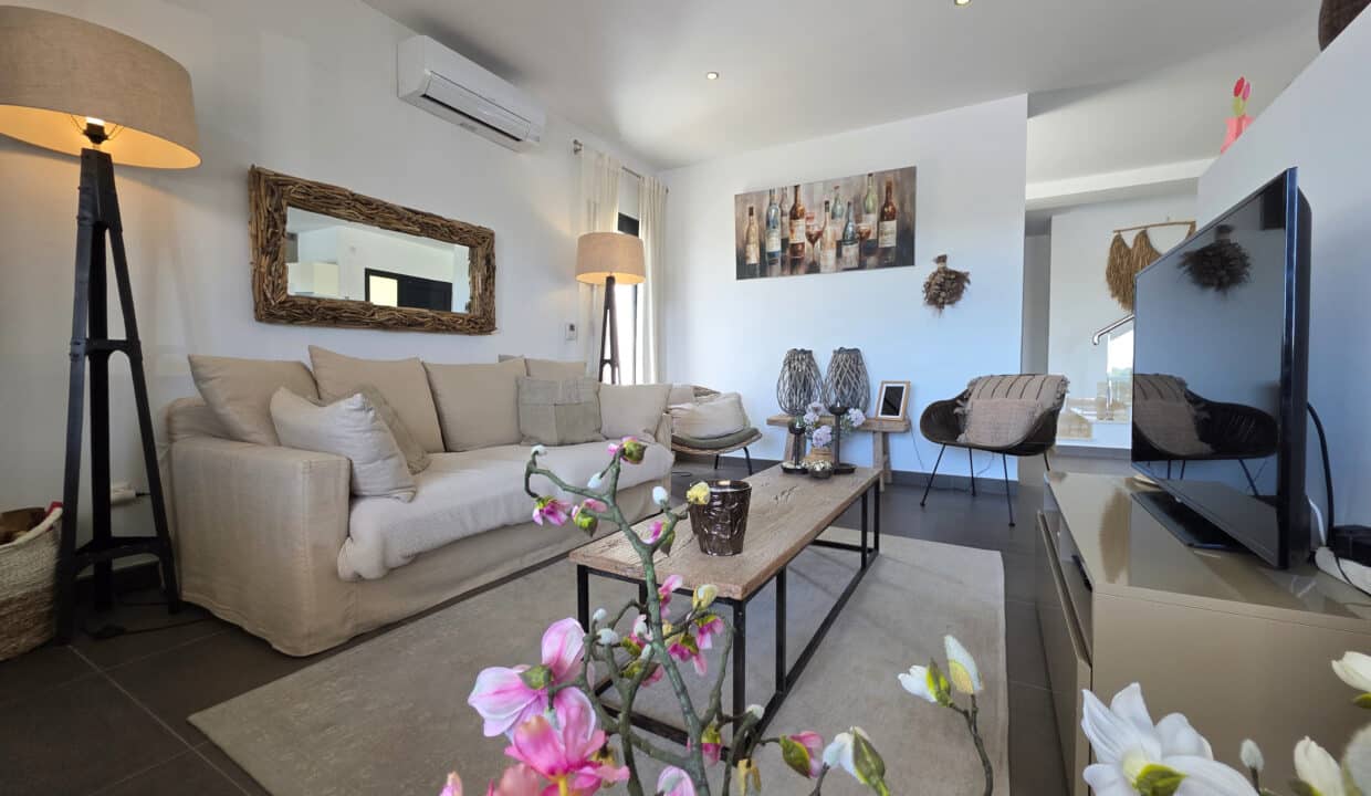 Dacasas - Ca Saida 43